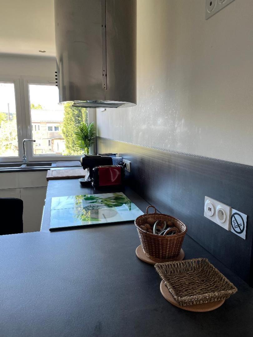 Chez Nico - 100 M Plages - Clim - Jardin - Parking - Quartier Calme * Saint-Chamas