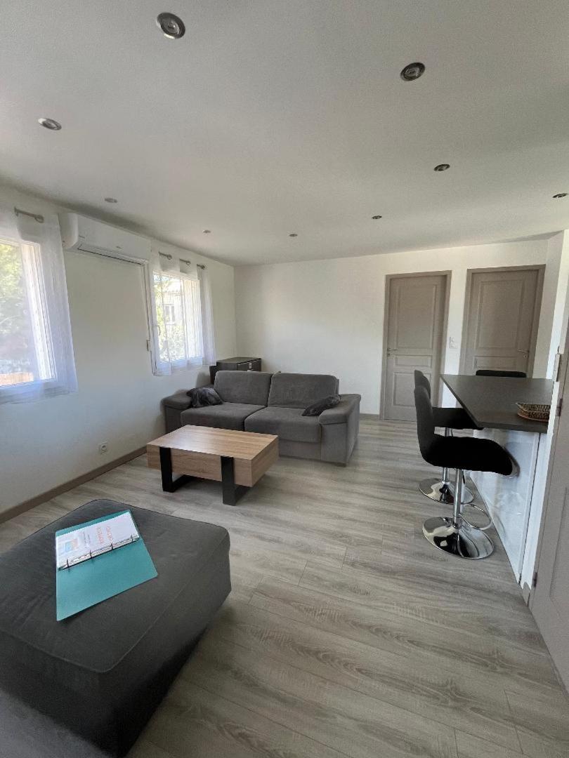 Chez Nico - 100 M Plages - Clim - Jardin - Parking - Quartier Calme *
